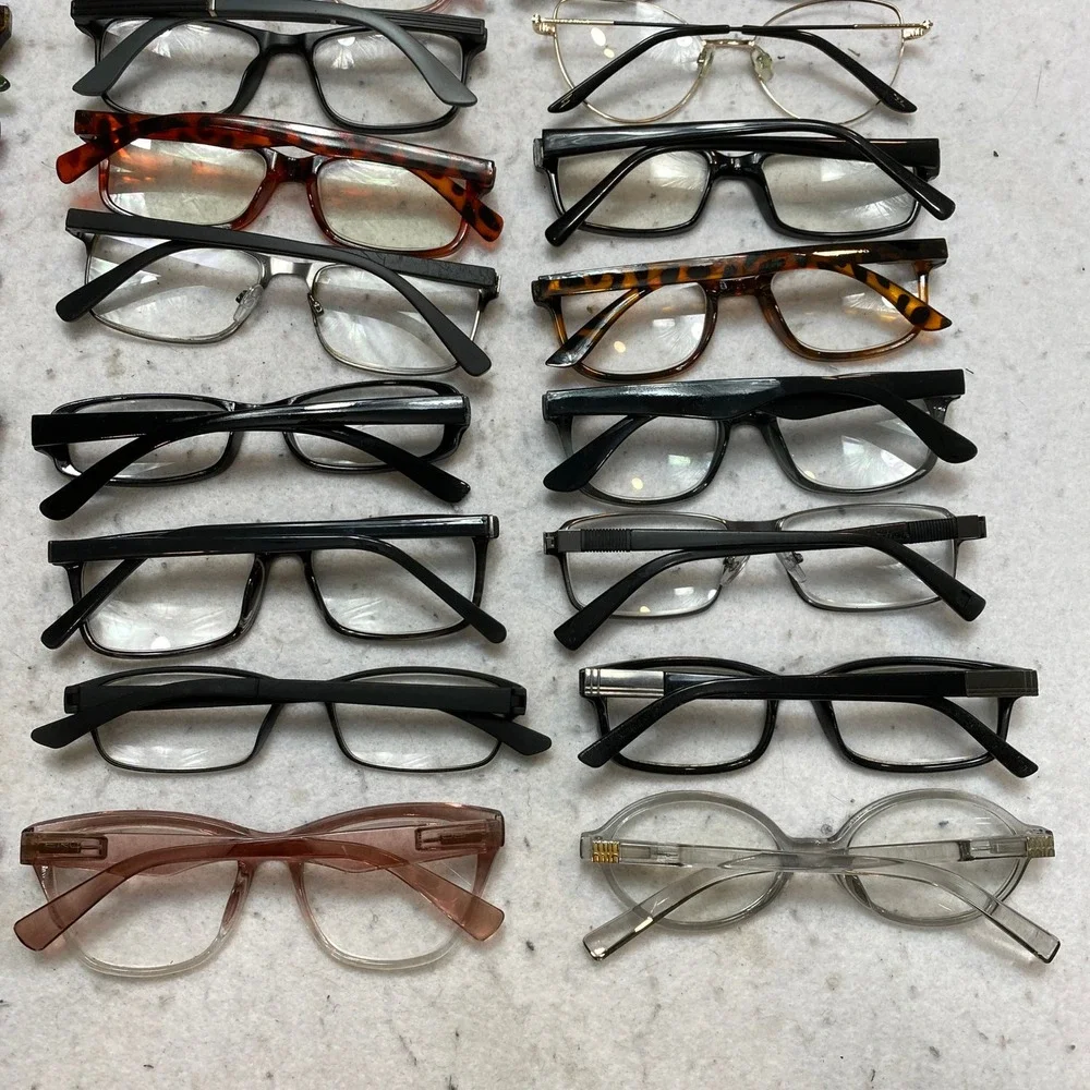 Lot Of 30 Mixed Reading Glasses Bundle Unisex OS Rectangular Cat Eye Bundle